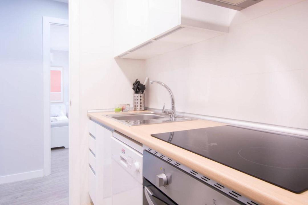 Cruz Apartment Madrid Exterior foto